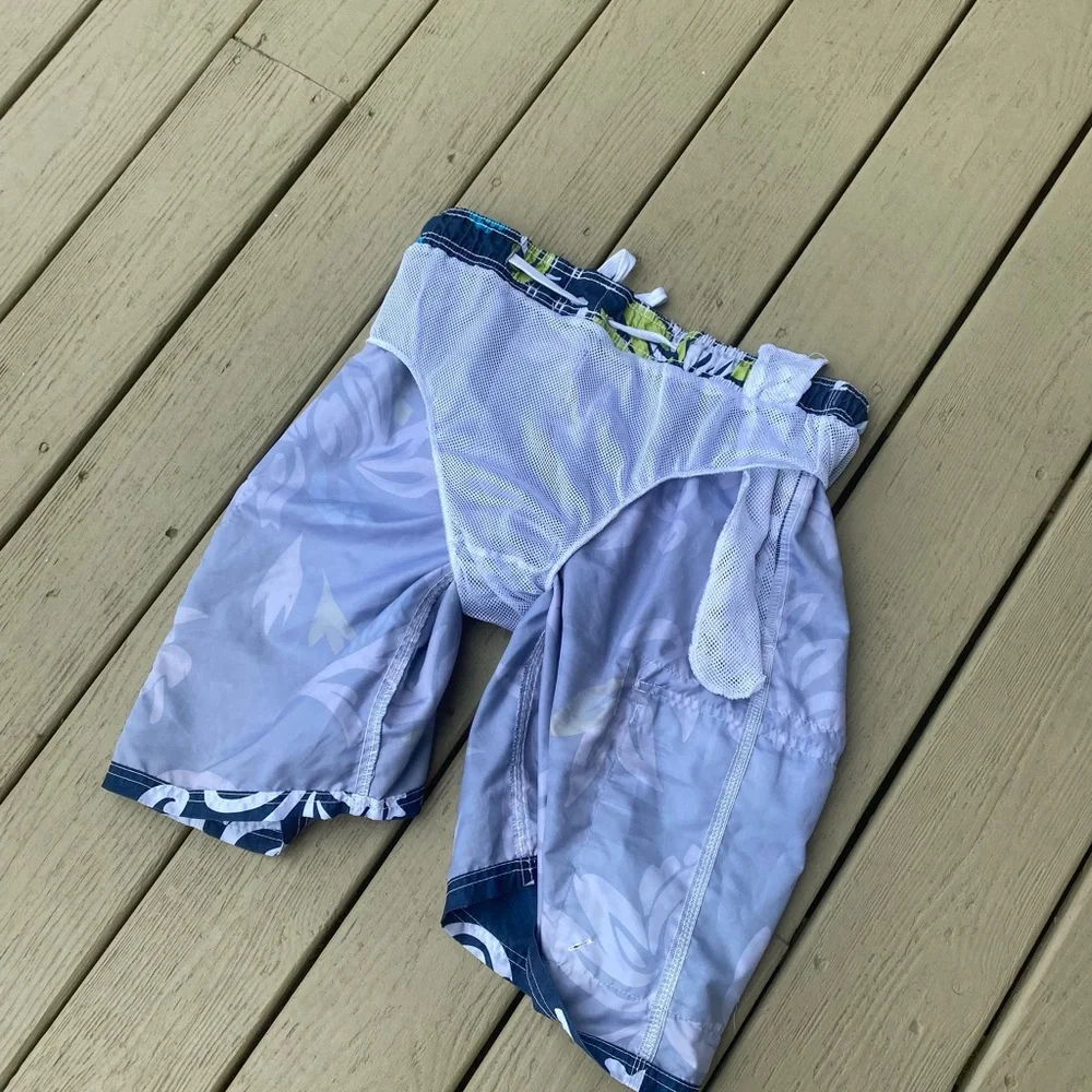 Okanu Hawaiian navy swim print trunks, Size: XL